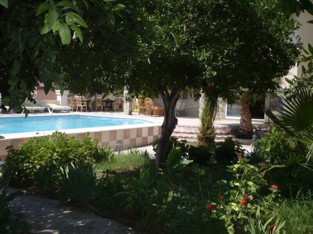 Imagen de la piscina del Endam Garden Hotel. Foto 9