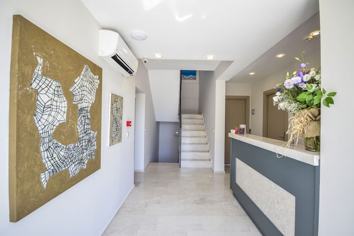 Imagen de los interiores del Eng Group Hotels. Foto 18