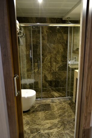 Imagen de la habitación del Engin Otel. Foto 19