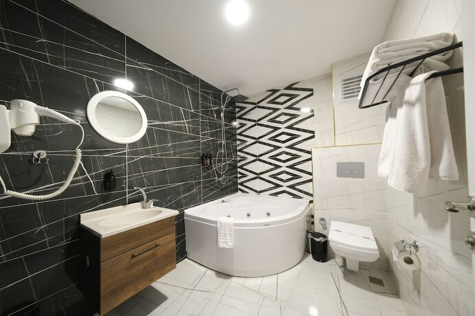 Imagen general del Eniza Hotel. Foto 4