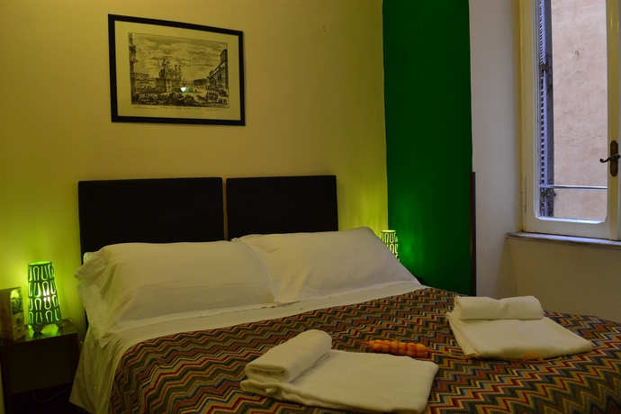 Imagen de la habitación del Enjoy Roma. Foto 8