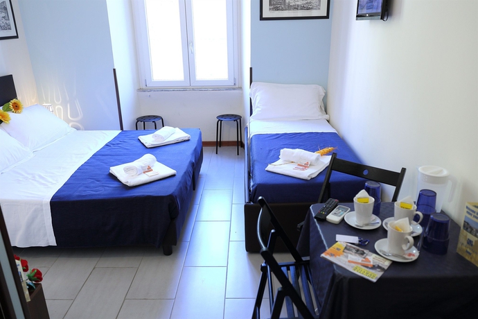 Imagen de la habitación del Enjoy Roma. Foto 11