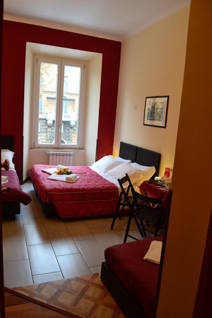 Imagen de la habitación del Enjoy Roma. Foto 14