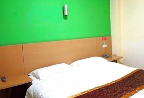 Imagen de la habitación del Enshi Fast 8 Business Inn. Foto 9