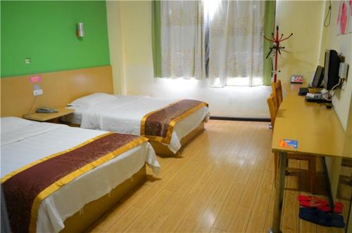 Imagen de la habitación del Enshi Fast 8 Business Inn. Foto 10