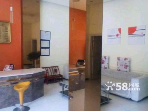 Imagen general del Enshi Fast 8 Business Inn. Foto 3