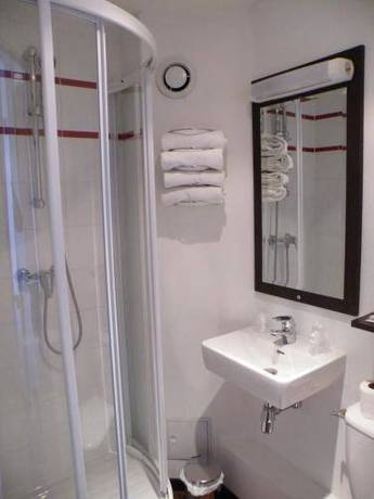 Imagen de la habitación del Enzo Hotels. Foto 4