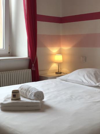 Imagen de la habitación del Enzo Neufchateau By Kyriad Direct. Foto 11