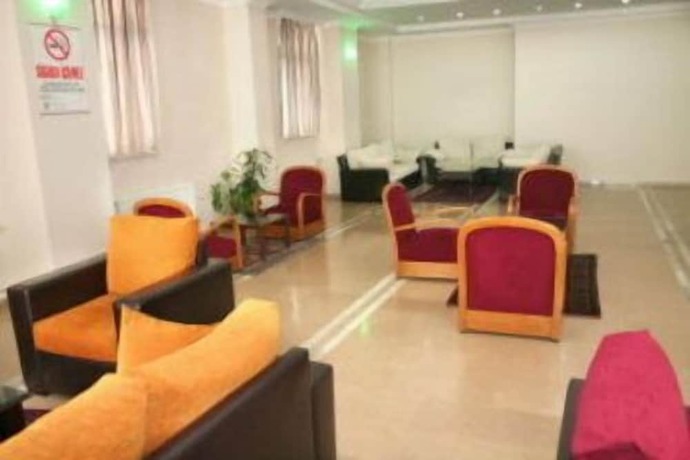 Imagen de los interiores del Epos Hotel Bakirkoy. Foto 19