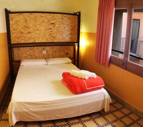 Imagen general del Equity Point Hostel Girona. Foto 7