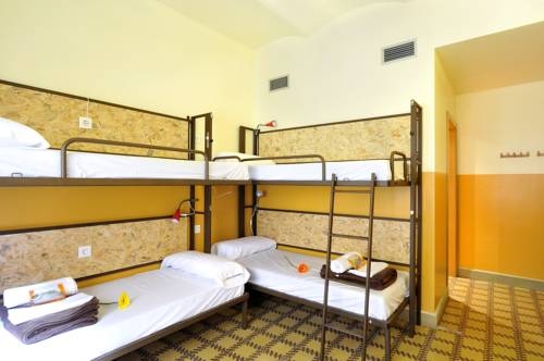 Imagen general del Equity Point Hostel Girona. Foto 5