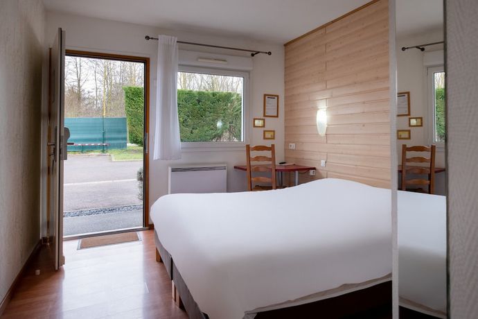 Imagen de la habitación del Eqynox H&ocirc;tel. Foto 3