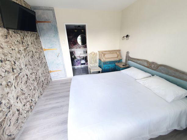 Imagen de la habitación del Eqynox H&ocirc;tel. Foto 5