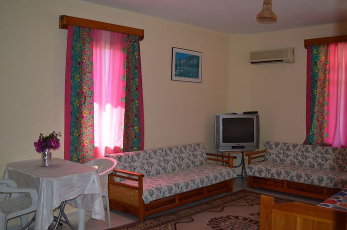 Imagen de la habitación del Erasmus Apart Hotel. Foto 5
