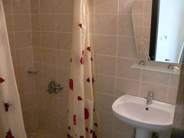 Imagen de la habitación del Erdek Benan Hotel. Foto 4