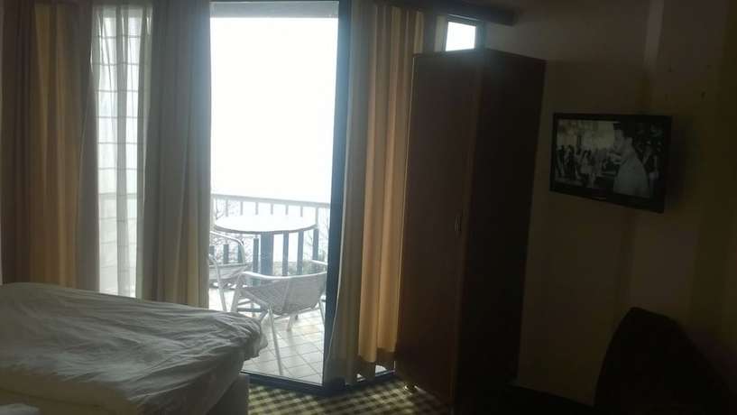 Imagen de la habitación del Erdek Helin Hotel. Foto 11