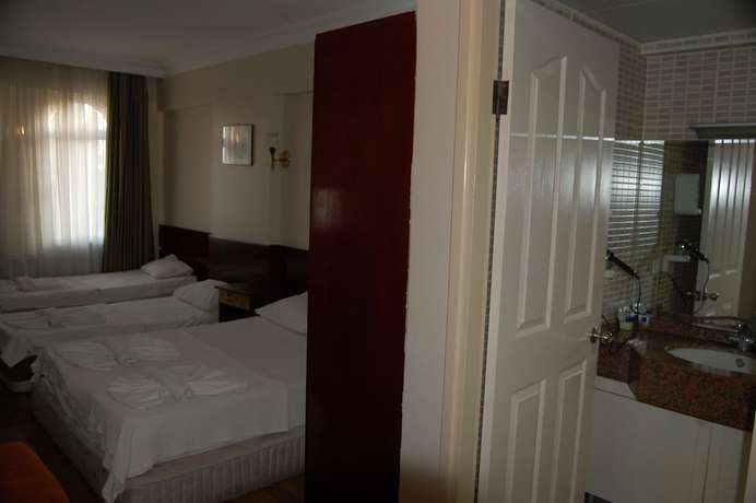 Imagen de la habitación del Erdek Sun Beach Hotel. Foto 11