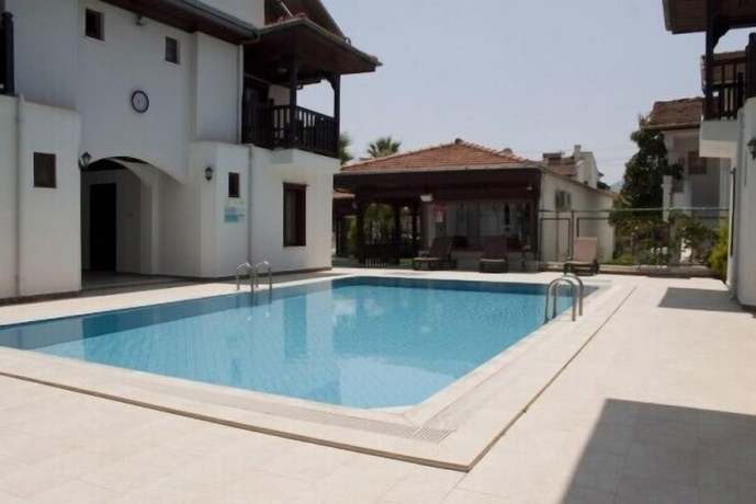 Imagen de la piscina del Erdem Hotel. Foto 20