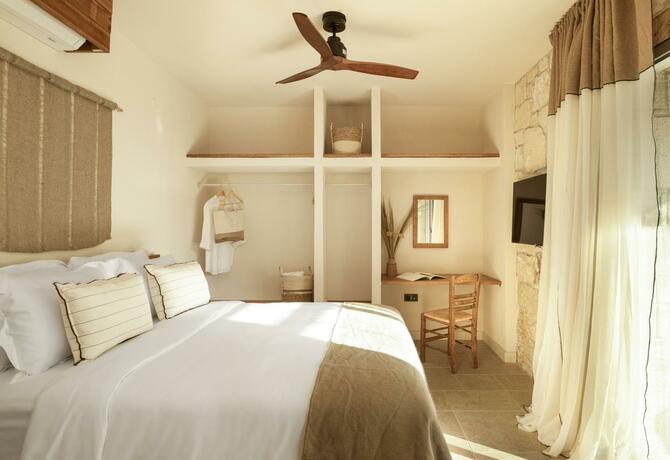 Imagen general del Ergon Beach House Nikiti. Foto 6