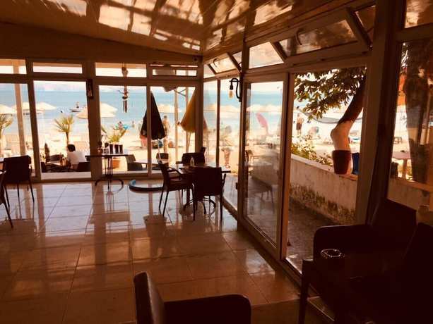 Imagen general del Erkin Beach Club Hotel. Foto 1