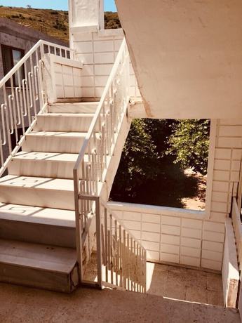 Imagen de los interiores del Erkin Beach Club Hotel. Foto 9