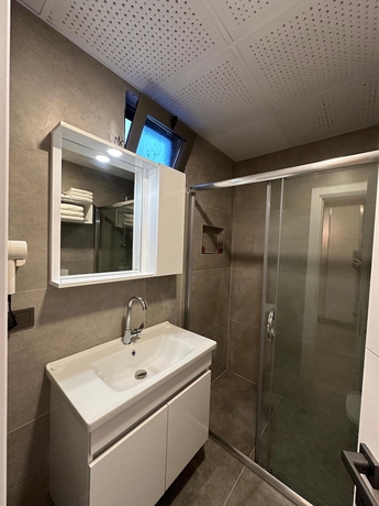 Imagen de la habitación del Erom Otel. Foto 12