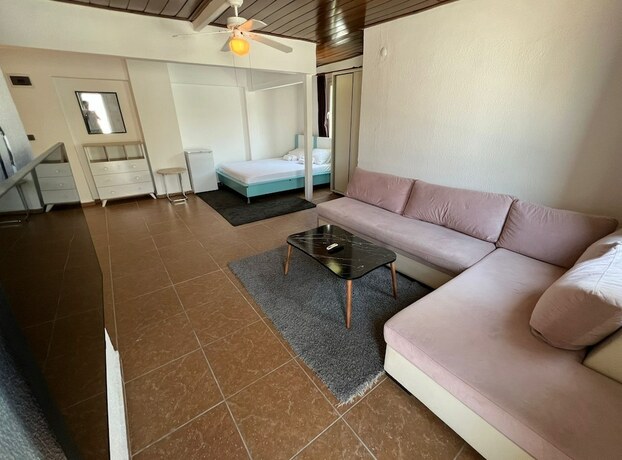 Imagen general del Esmana Otel. Foto 2