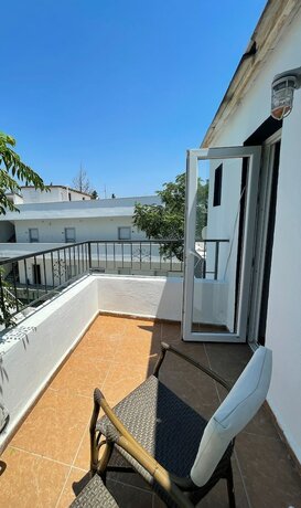 Imagen general del Esmana Otel. Foto 10