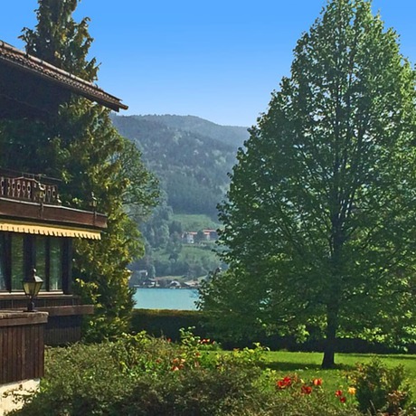 Imagen de los exteriores del Estudio - Landhotel Sonnenfeld. Foto 15