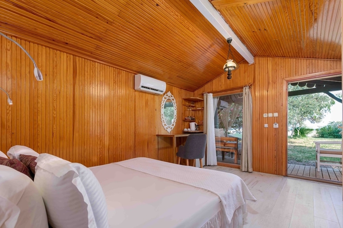 Imagen de la habitación del Etenna Beach Bungalows, Kemer. Foto 9