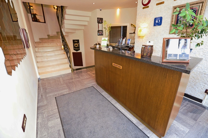 Imagen de los interiores del Eternity Hotel. Foto 16