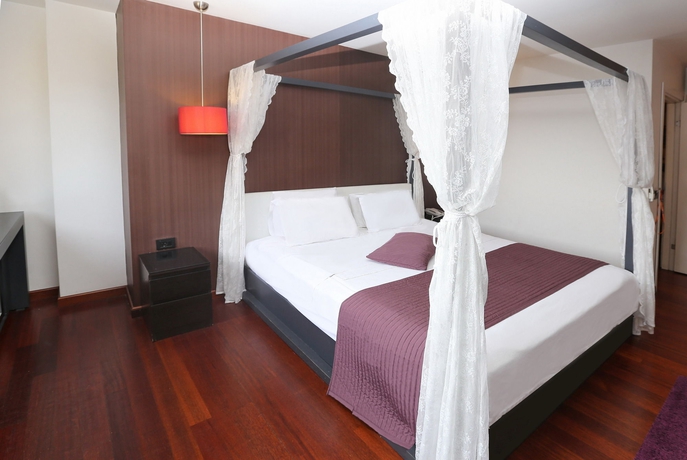 Imagen de la habitación del Eternity Hotel. Foto 13