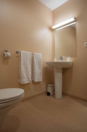 Imagen de la habitación del Ethic Etapes Cis Besan&ccedil;on. Foto 7