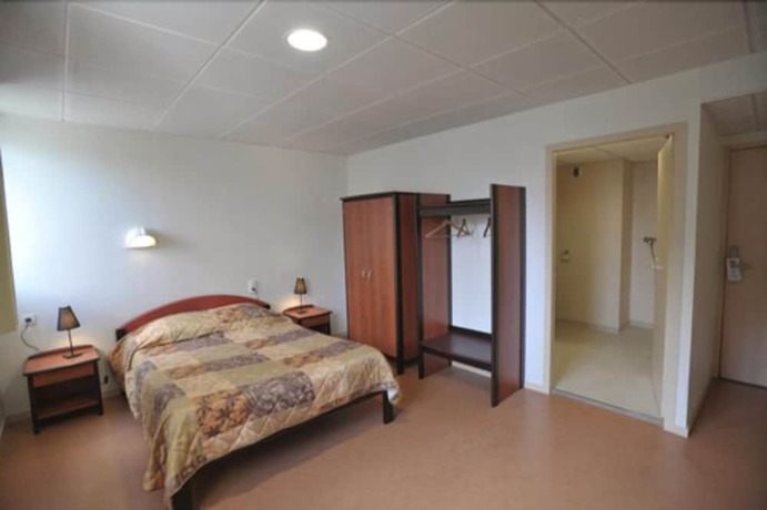 Imagen de la habitación del Ethic Etapes Cis Besan&ccedil;on. Foto 9