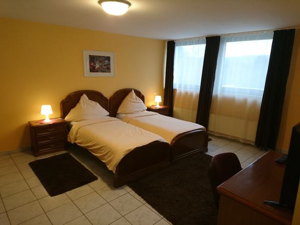 Imagen de la habitación del Euro-Hotel. Foto 12