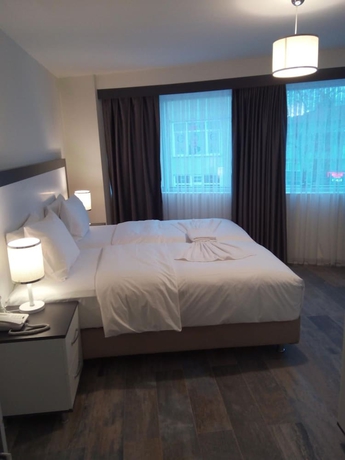 Imagen de la habitación del Eva Otel. Foto 11