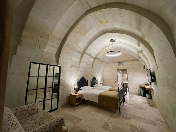 Imagen general del Evanthia Cave Suites. Foto 8
