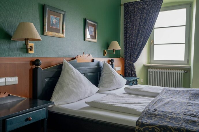 Imagen de la habitación del Eventlocation and Hotel Schloss Neuburg. Foto 11