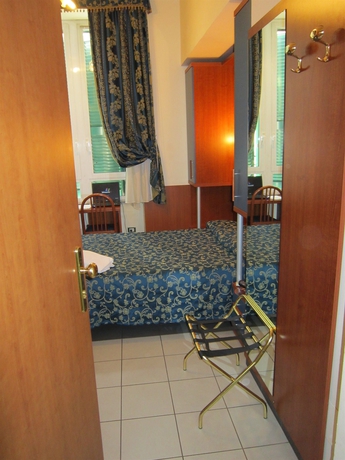 Imagen de la habitación del Evergreen, Roma. Foto 4