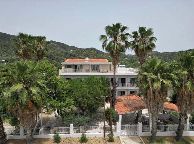 Imagen general del Evia Bay Suites and Retreats. Foto 1