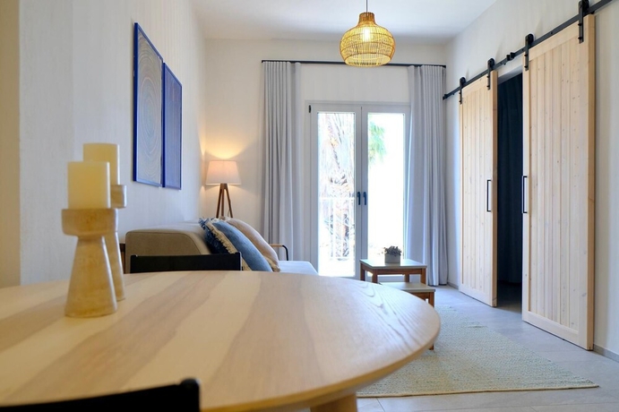 Imagen de la habitación del Evia Bay Suites and Retreats. Foto 15