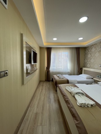 Imagen general del Evim Hotel. Foto 1