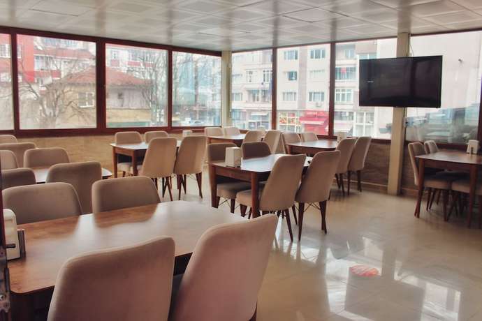 Imagen del bar/restaurante del Evim Hotel. Foto 3