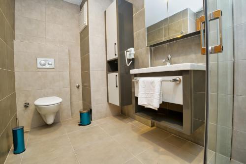 Imagen general del Evin Park Suit Lara & Spa. Foto 14