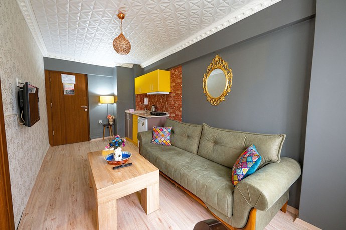 Imagen de la habitación del Evin Suit Hotel. Foto 4