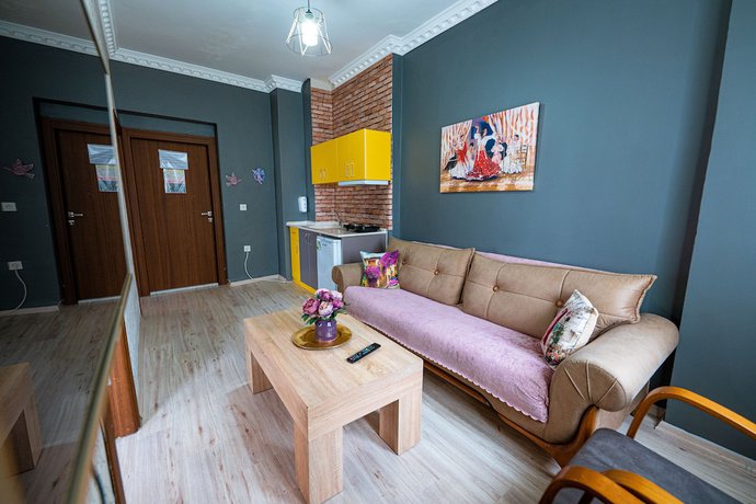 Imagen de la habitación del Evin Suit Hotel. Foto 9