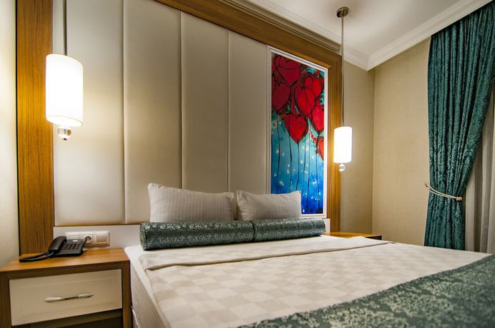 Imagen de la habitación del Exelans Hotel. Foto 8
