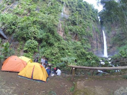 Imagen general del Exorcism Camp. Foto 12