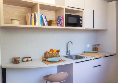 Imagen general del Experience Extraordinary Living at Yugo Salud Premier Accommodation in Granada, Spain. Foto 7