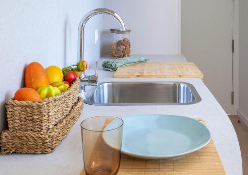 Imagen general del Experience Extraordinary Living at Yugo Salud Premier Accommodation in Granada, Spain. Foto 9